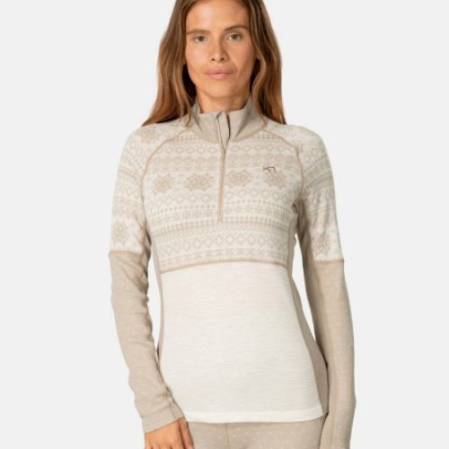 Kari Traa Vilma midlayer trøje med lynlås i halsen, set forfra. Strikket i lys 100% merinould med snefnugmønster.