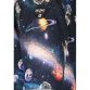 Detaljebillede af det flotte astronaut print på en blå ZigZag flyverdragt